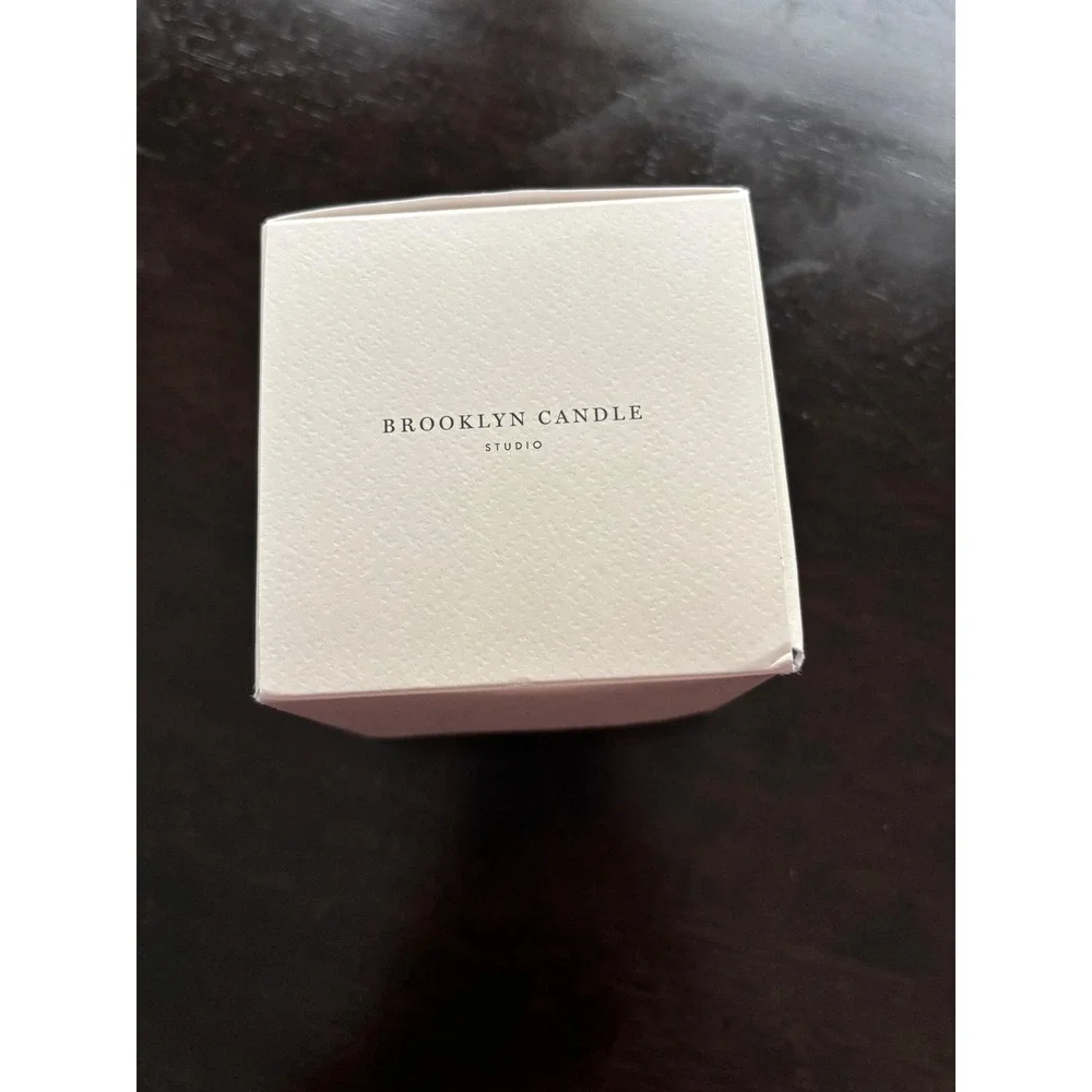 Brooklyn Candle Studio Shiso Leaf Soy Scented Candle 7.5oz Single Wick Cream